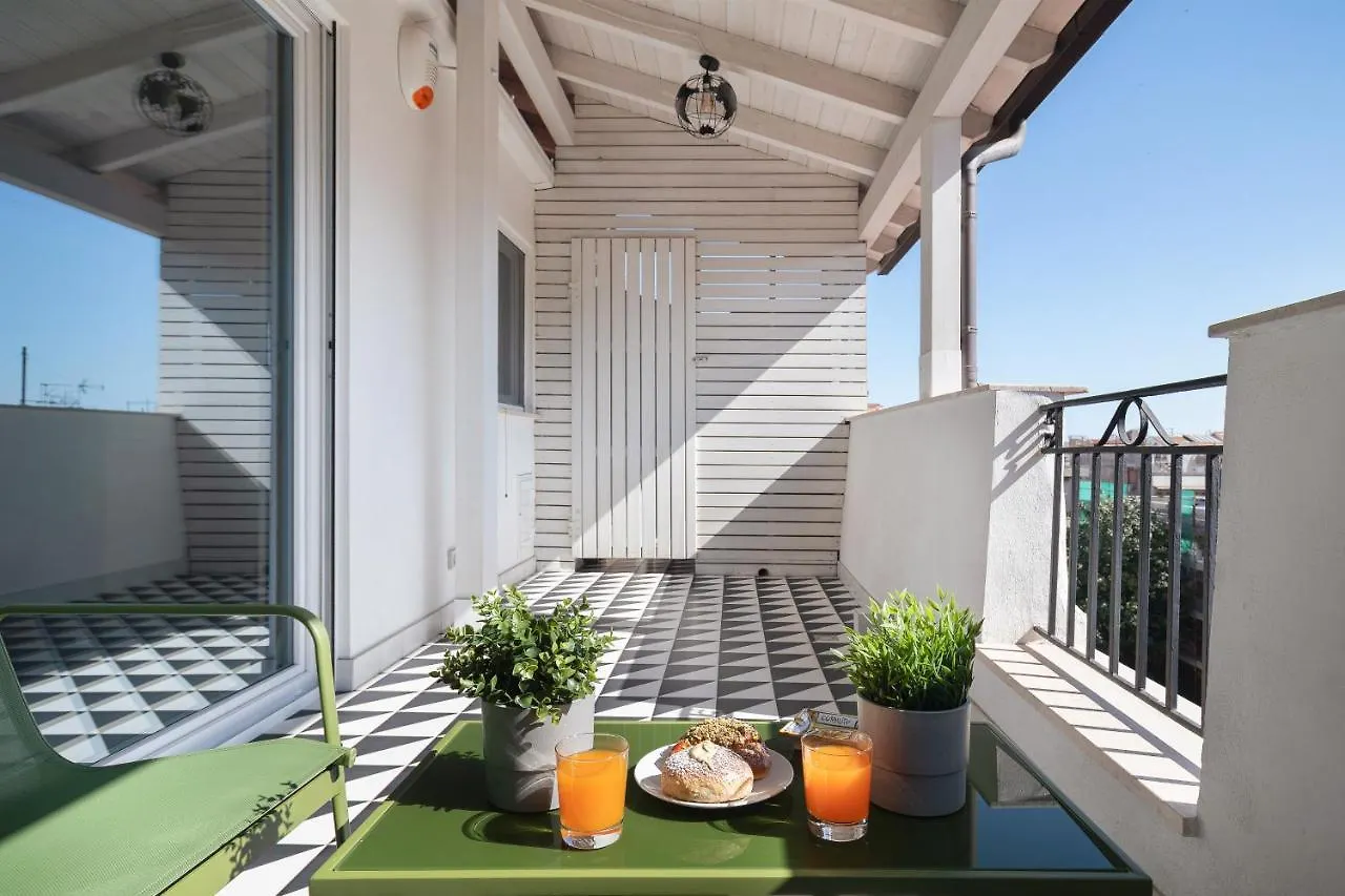 Archimedes Luxury Apartment With Terrace Palermo
