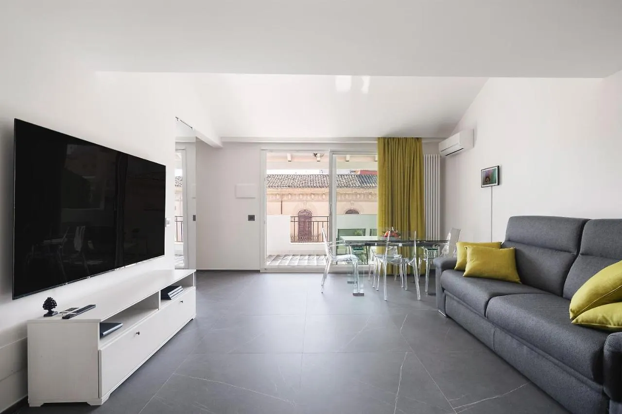 Archimedes Luxury Apartment With Terrace Palermo 0*,