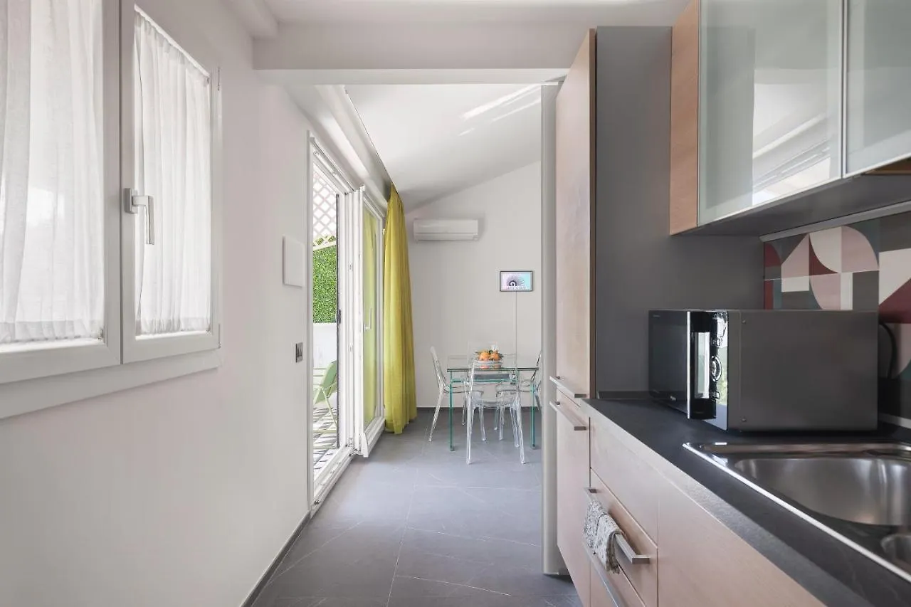 Archimedes Luxury Apartment With Terrace Palermo