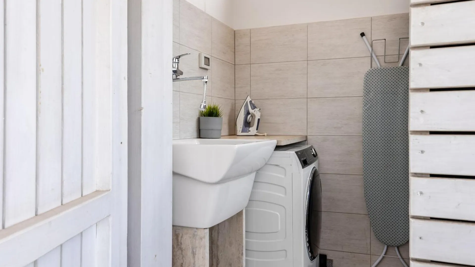 Archimedes Luxury Apartment With Terrace Palermo 0*,  Italia